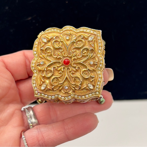 Amazing Footed Metal Jeweled Gold Tone Enameled Jewelry/Trinket Box - Picture 7 of 8